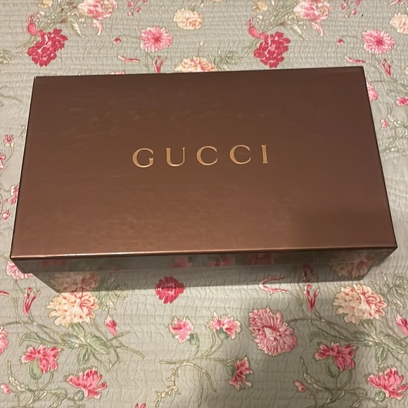 Gucci Vintage Purple Velvet Studded Heels - Picture 3 of 8